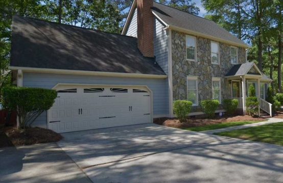 300 Brook Hollow